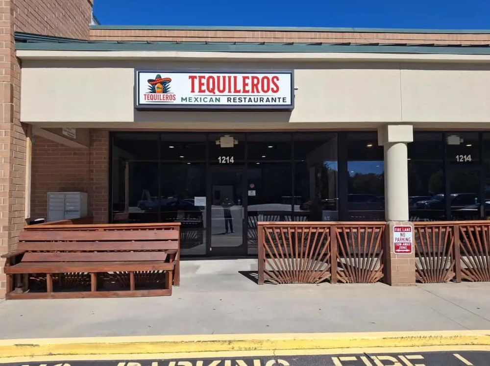 Tequileros Mexican Restaurante Logo