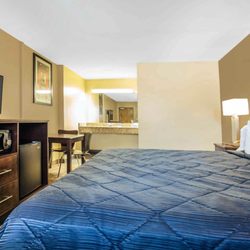 Rodeway Inn Lyons - La Grange