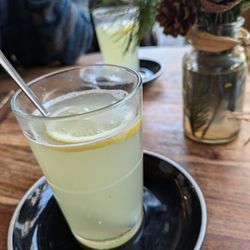 Cognito - Hot Ginger Lemon: Frischer Ingwer, Biozitrone, Agavensirup