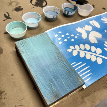 Board & Brush - Attempting an ombré effect! - Art Classes Near Me - Livermore, California