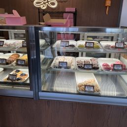 Yummy treats! Yummy treats!