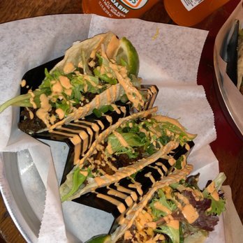 Seoul Taco - From left to right : steak bulgogi, spicy pork & tofu tacos ft. mandarin Jarritos - Korean Near Me - Chicago, Illinois Seoul Taco - From left to right : steak bulgogi, spicy pork & tofu tacos ft. mandarin Jarritos - Korean Near Me - Chicago, Illinois