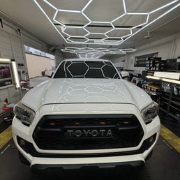 Front windshield tint.