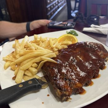Cameron Trading Post - Ribs rack - Hotels Near Me - Cameron, Arizona