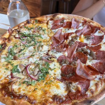 River Pig Saloon - BBQ chicken and Meat lovers - Sports Bars Near Me - Dallas, Texas River Pig Saloon - BBQ chicken and Meat lovers - Sports Bars Near Me - Dallas, Texas
