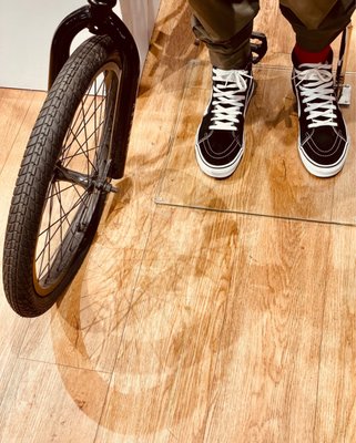 UNIQLO Soho Store by null