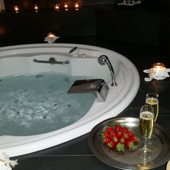 Centro Benessere - Percorso relax con frutta e prosecco! - Massage Near Me - Bracciano, RM