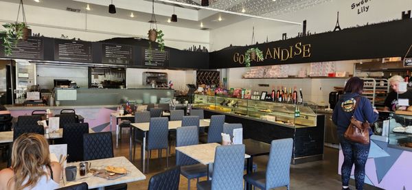 Sweet Lily Bakery Cafe & Catering by null