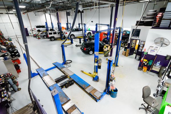 AUTO WORKS AUTOMOTIVE SERVICE CENTER - Updated May 2025 - 26 Photos ...