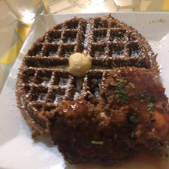 Batter & Berries - Cluck-N-Gaufre - Breakfast & Brunch Near Me - Chicago, Illinois Batter & Berries - Cluck-N-Gaufre - Breakfast & Brunch Near Me - Chicago, Illinois