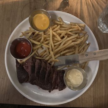 Massilia - Steak frites - French Near Me - Santa Monica, California Massilia - Steak frites - French Near Me - Santa Monica, California