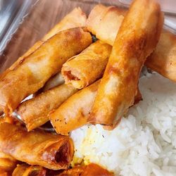 Irma's Pampanga Restaurant - Closer look at their Lumpia Shanghai, wish it was crunchier, otherwise pretty good and not too salty.