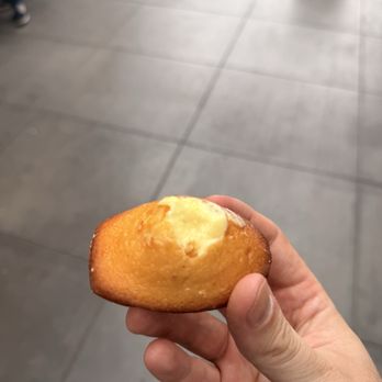 Bu Pastry Bar - Guava passion fruit Madeleine - Cafes Near Me - Pasadena, California