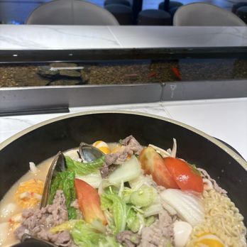 Tang Bar - Fish balls, lobster ball, wagyu, beef brisket, napa cabbage, enoki, tomato, mussels, scallop, instant noodle, Chicken broth - Szechuan Near Me - Brea, California