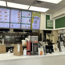 Pollo Tropical - Register and menu