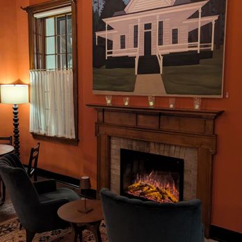 The Courtroom - Steakhouses Near Me - Litchfield, Connecticut The Courtroom - Steakhouses Near Me - Litchfield, Connecticut