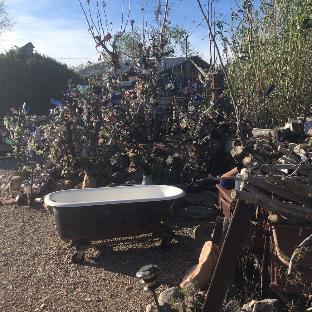 Chloride Ghost Town - More yard art - Resorts Near Me - Chloride, Arizona Chloride Ghost Town - More yard art - Resorts Near Me - Chloride, Arizona