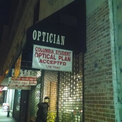 Spec Shop - Sign is misleading. 20% discount only for insurance