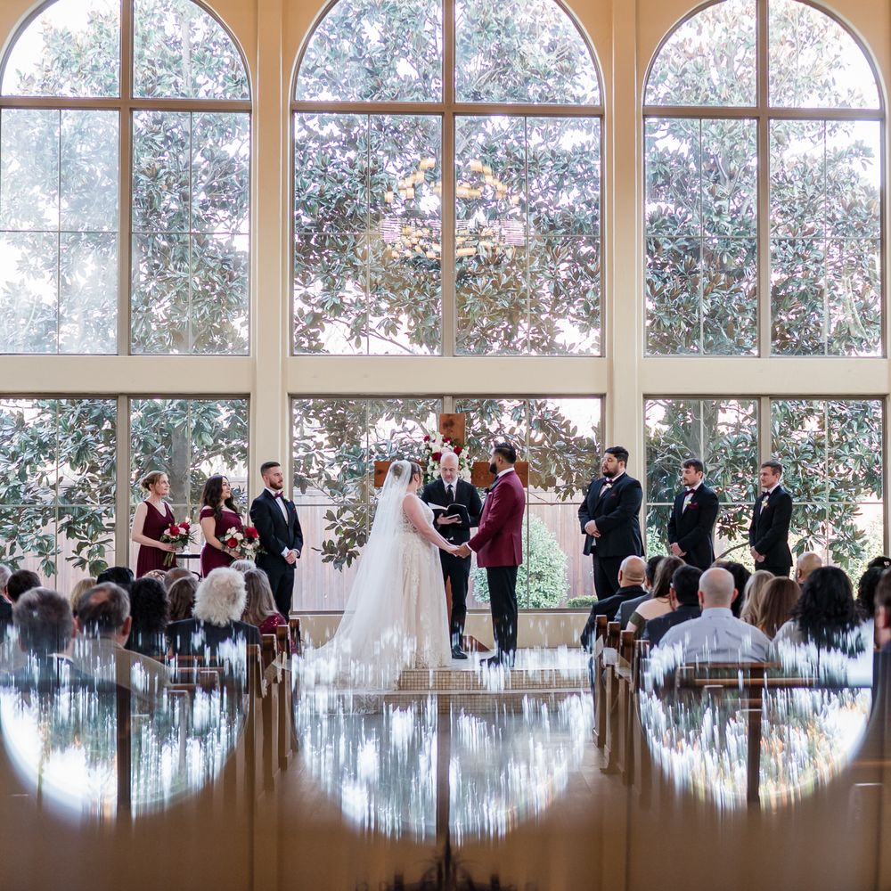 cigarette tower wedding An elegant at the iconic Trump in Chicago TOP 10 BEST Free Wedding