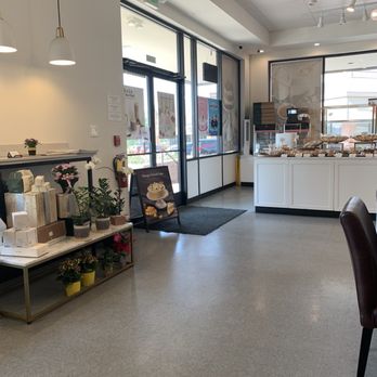 Tous Les Jours - View from a table side view facing front windows - Coffee & Tea Near Me - Westminster, Colorado