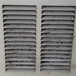 They way the vents looked when the unit was given to me.
