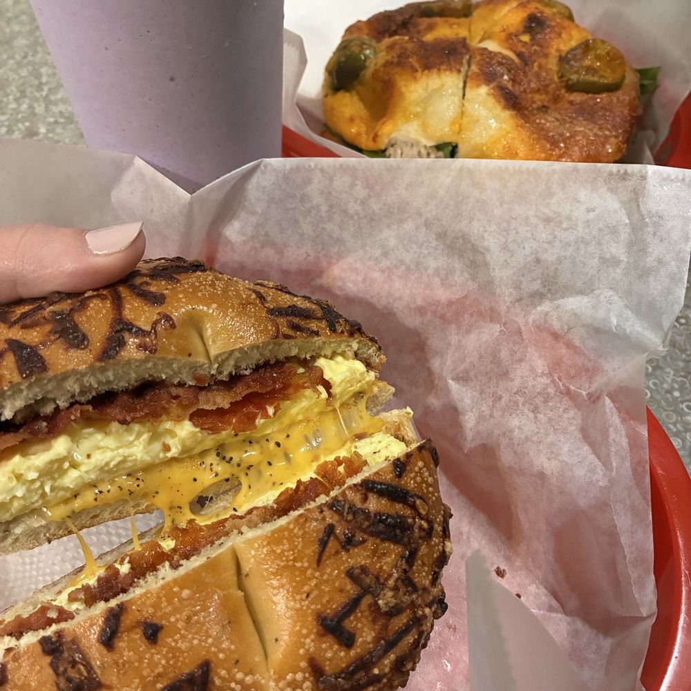 Bacon, egg and cheese w cheese bagel Bacon, egg and cheese w cheese bagel