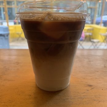 Lincoln Station - Iced Latte (oat milk) - Coffee & Tea Near Me - Brooklyn, New York Lincoln Station - Iced Latte (oat milk) - Coffee & Tea Near Me - Brooklyn, New York