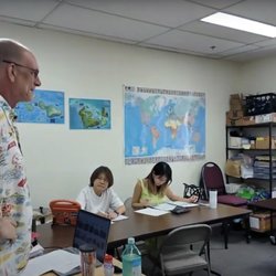 Academia Language School