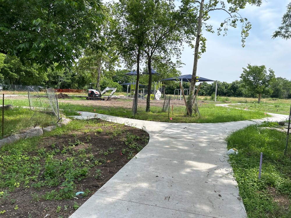 Earl J. Pomerleau Pocket Park