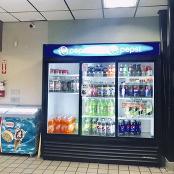 Pizza Guys - On the right side, soda and ice cream - Pizza Near Me - Sacramento, California