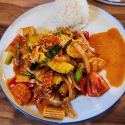 Thai House Authentic Thai Cuisine - Sweet n sour chicken spicy 3