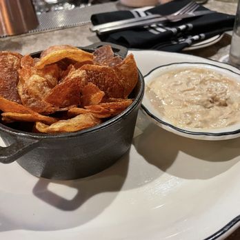 Park Tavern - Thick Cut Potato Chips - New American Near Me - Delray Beach, Florida