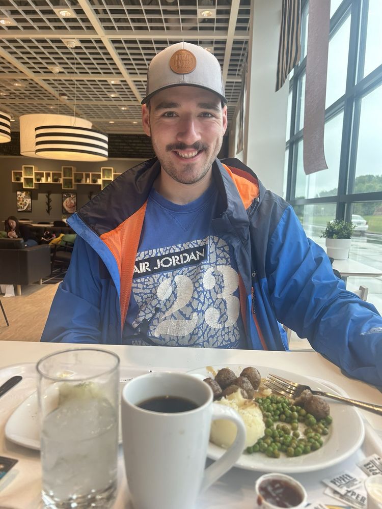 IKEA RESTAURANT Updated June 2024 7500 S Ikea Way, Oak Creek