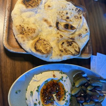 BoujieMana - Hummus happy hour - Mediterranean Near Me - San Diego, California