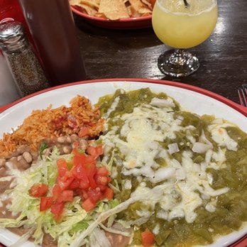 Tomasita's Albuquerque - Chicken burrito green chilies - New Mexican Cuisine Near Me - Albuquerque, New Mexico Tomasita's Albuquerque - Chicken burrito green chilies - New Mexican Cuisine Near Me - Albuquerque, New Mexico