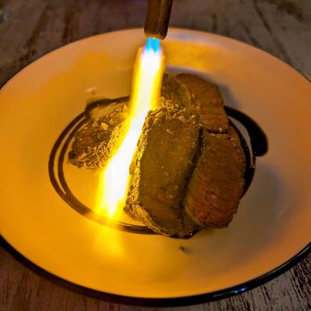 Clandestino wine bar - Tagliata Steak - Pizza Near Me - Toronto, Ontario