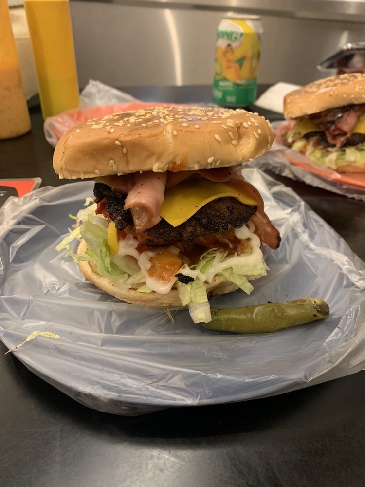 Che Burguer's