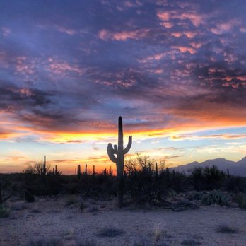 Broadway Trailhead - Beautiful sunset - Hiking Near Me - Tucson, Arizona Broadway Trailhead - Beautiful sunset - Hiking Near Me - Tucson, Arizona