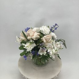 Arrangement perfectly styled!