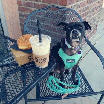 Platform 909 - Olive loves their cinnamon crumb donut and DELICIOUS Earl Grey Milk Tea! - Coffee & Tea Near Me - Chino Hills, California