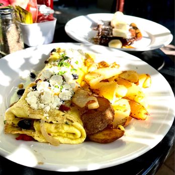 Vovomeena - 3 Sisters omelette - Coffee & Tea Near Me - Phoenix, Arizona Vovomeena - 3 Sisters omelette - Coffee & Tea Near Me - Phoenix, Arizona