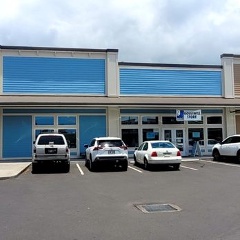 Goodwill Hawaii - Outside goodwill - Community Service/Non-Profit Near Me - Hilo, Hawaii