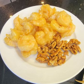Phu Chen Kitchen - The shrimp they serve are very large. Best walnut shrimp I've tried in the inland empire so far! - Dim Sum Near Me - Fontana, California Phu Chen Kitchen - The shrimp they serve are very large. Best walnut shrimp I've tried in the inland empire so far! - Dim Sum Near Me - Fontana, California