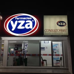 Farmacias Yza Del Arco - Consultorio anexo.