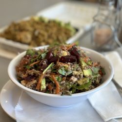 Slow G's Healthy Eatery - Southwestern Quinoa Salad