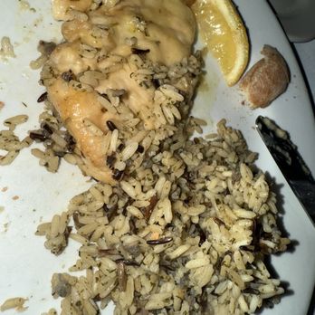 Gaslight Club - Didn't finish my meal because the chicken is so dry. I expected a better meal from this establishment. - New American Near Me - Chicago, Illinois