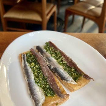 Ernesto’s - Pintxo matrimonio al ajillo - Basque Near Me - New York, New York