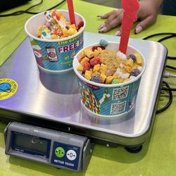 Menchie's Frozen Yogurt