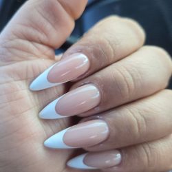 Full set almond French tip mani.