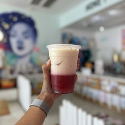 Ig: @whatsviveating | strawberry latte
